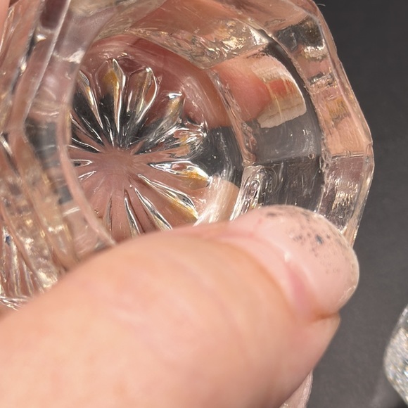 Vintage Clear Salt Sellers 2Different designs - Picture 4 of 4